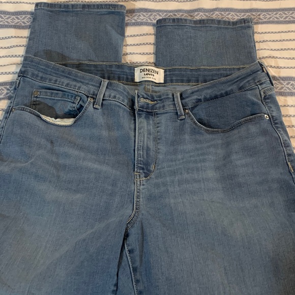 Denizen - Picture 3 of 4